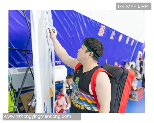 上海羽毛球队杯赛精彩表现分析团队配合与战术执行的完美结合 上海羽毛球队杯赛精彩表现分析团队配合与战术执行的完美结合