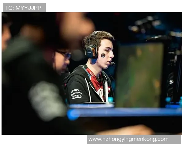 和平精英纪实：见证WE战队在电竞赛场上的拼搏与荣耀之路